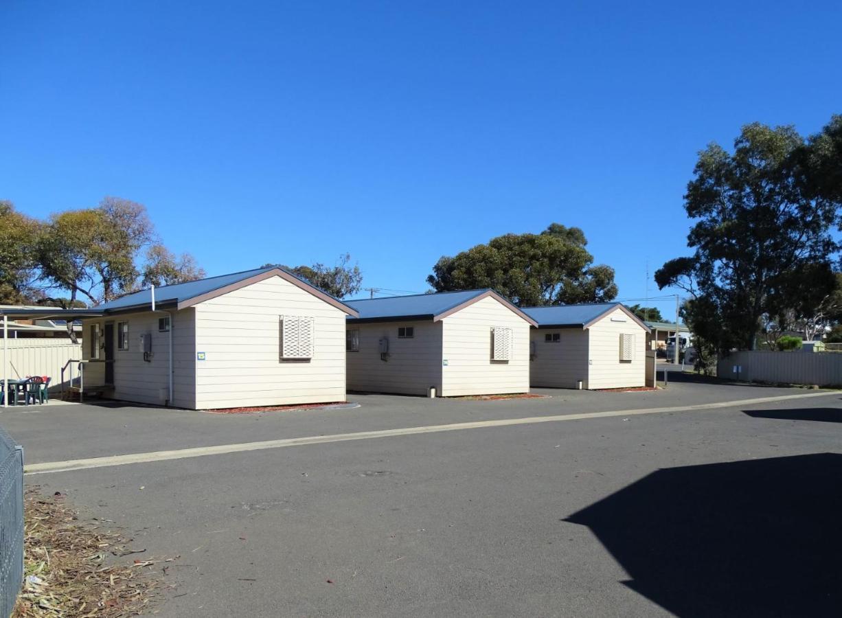 Moonta Bay Cabins Motel Port Moonta Luaran gambar