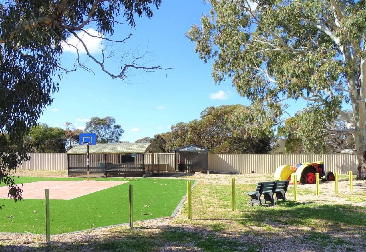 Moonta Bay Cabins Motel Port Moonta Luaran gambar