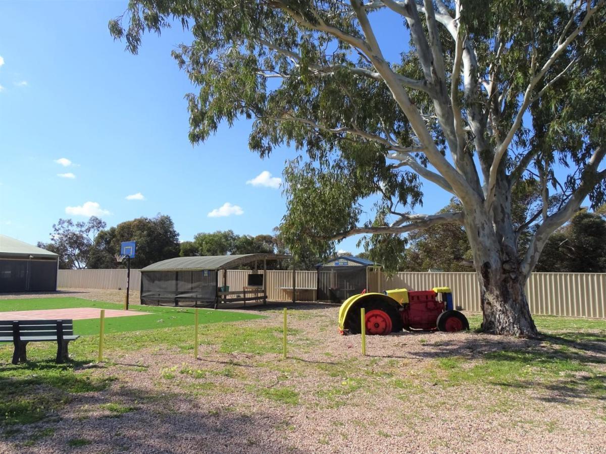 Moonta Bay Cabins Motel Port Moonta Luaran gambar
